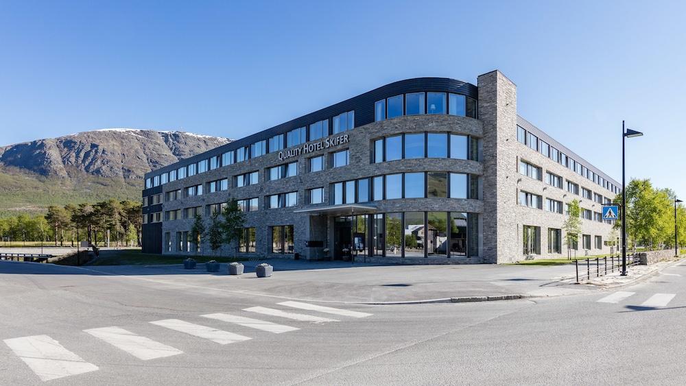 Quality Hotel Skifer Oppdal Kültér fotó